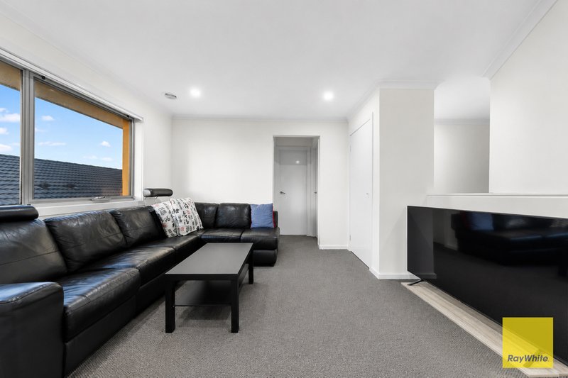 Photo - 12 Streamlet Boulevard, Tarneit VIC 3029 - Image 13