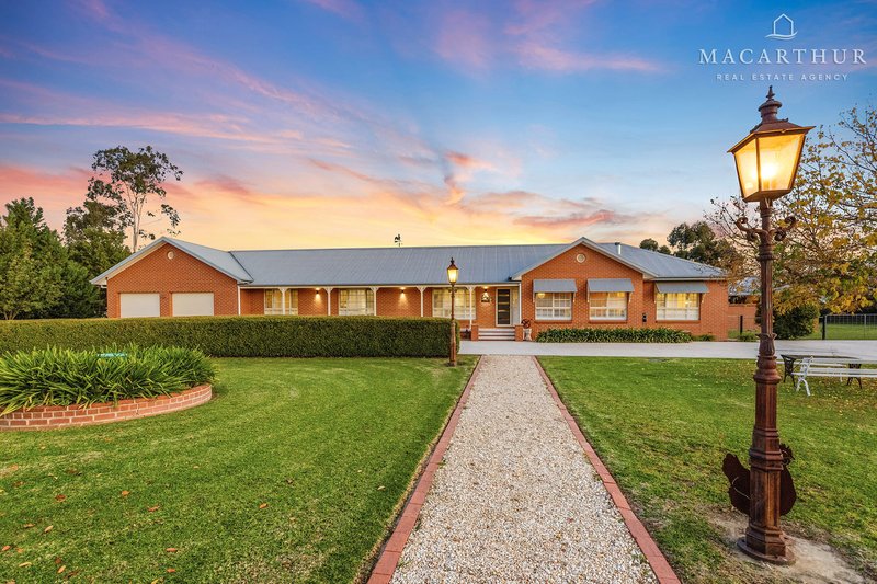 Photo - 12 Stringybark Place, Springvale NSW 2650 - Image 2
