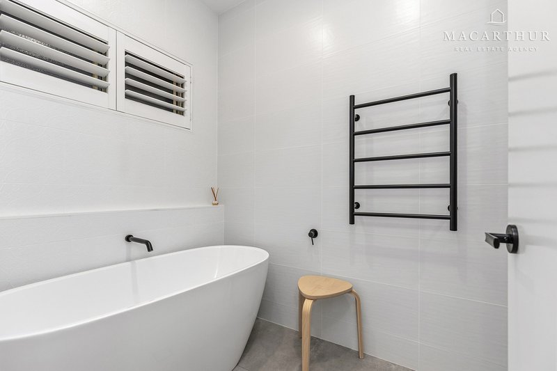 Photo - 12 Stringybark Place, Springvale NSW 2650 - Image 15