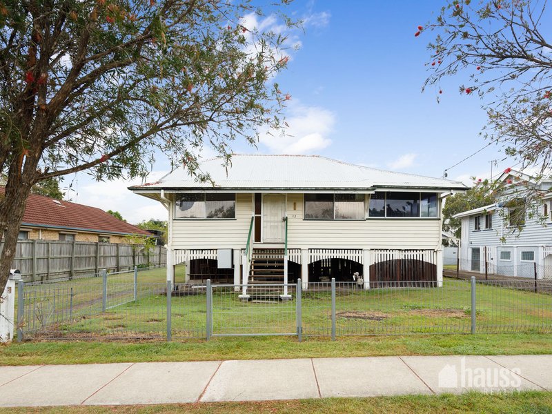 12 Strong Avenue, Graceville QLD 4075