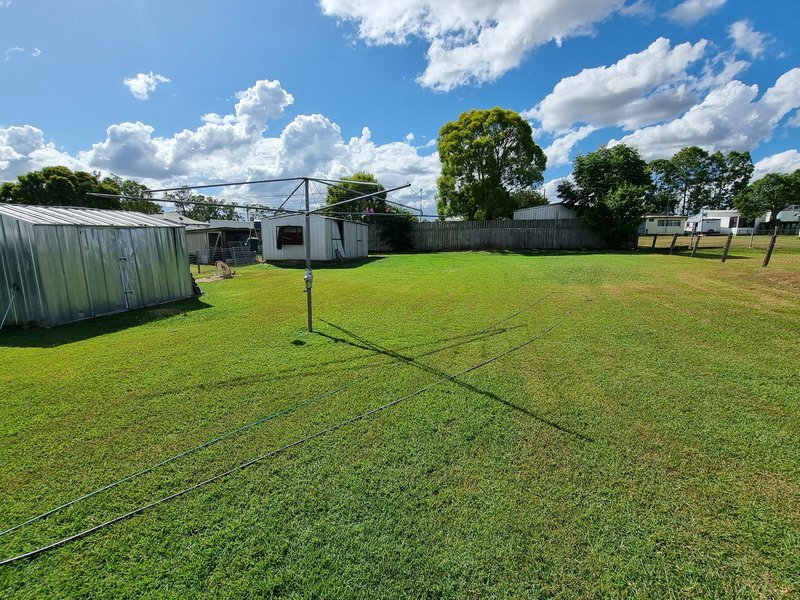 Photo - 12 Stuart St , Monto QLD 4630 - Image 22