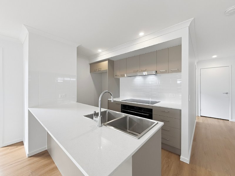 Photo - 12 Stunning Crescent, Narangba QLD 4504 - Image 4