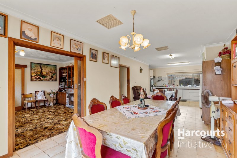 Photo - 12 Success Road, Bassendean WA 6054 - Image 4