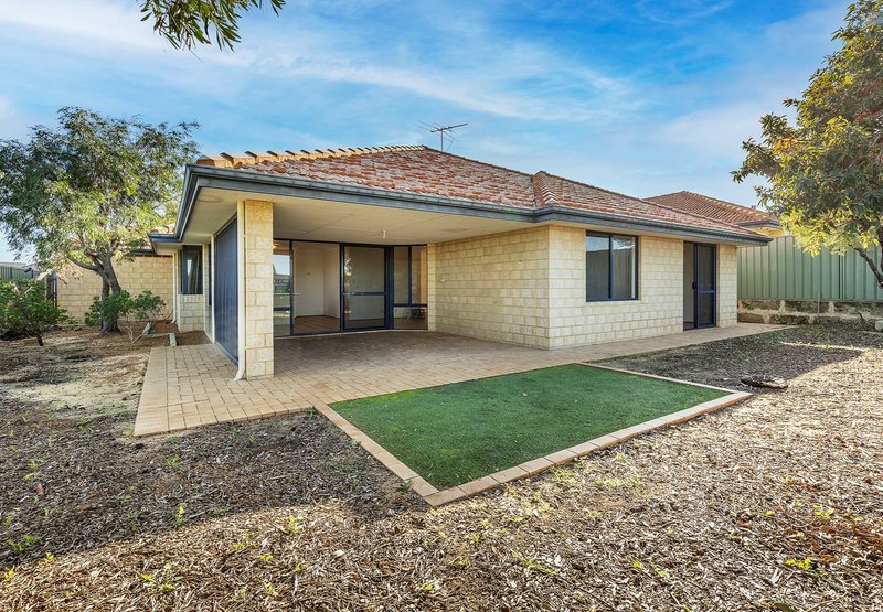 Photo - 12 Sugarloaf Close, Merriwa WA 6030 - Image 21