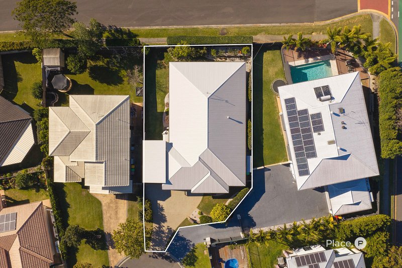 Photo - 12 Summit Place, Wynnum West QLD 4178 - Image 3