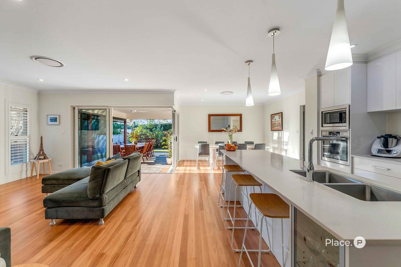 Photo - 12 Summit Place, Wynnum West QLD 4178 - Image 8
