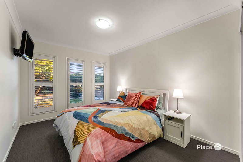 Photo - 12 Summit Place, Wynnum West QLD 4178 - Image 14