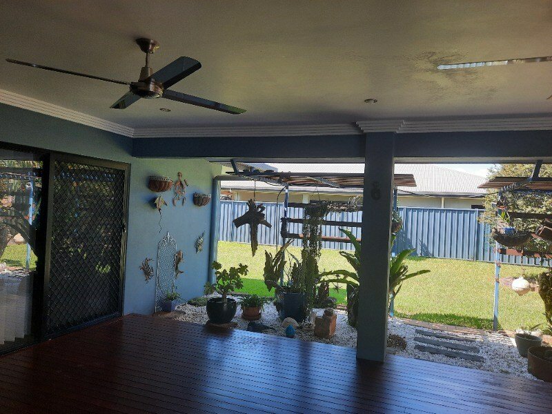 Photo - 12 Sunbird Court, Rocky Point QLD 4874 - Image 3