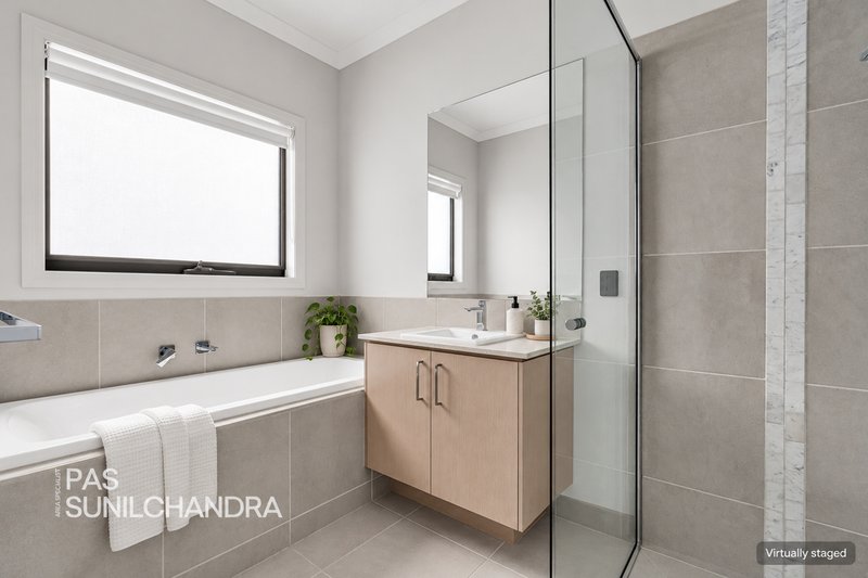 Photo - 12 Sundown Way, Nar Nar Goon VIC 3812 - Image 6