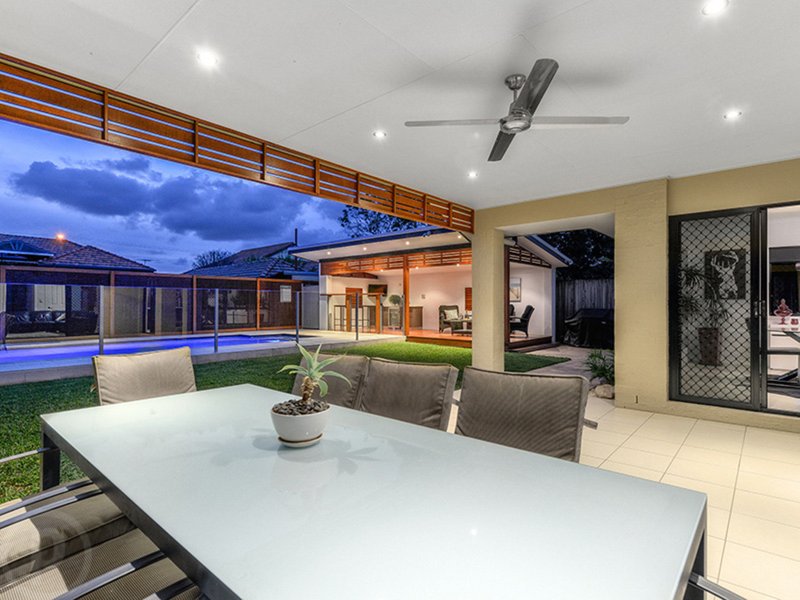 Photo - 12 Sunny Avenue, Wavell Heights QLD 4012 - Image 6