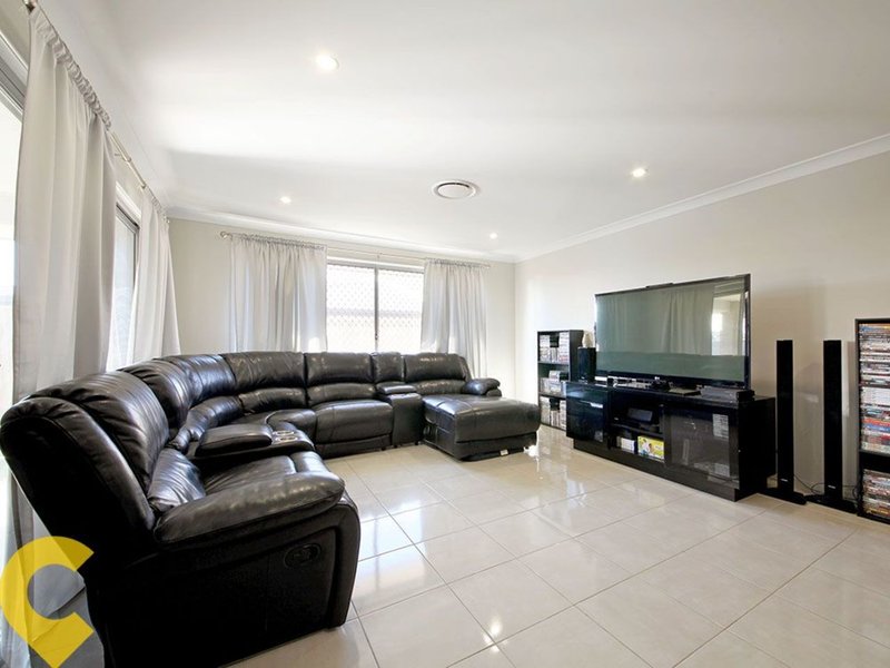 Photo - 12 Sunscape Street, Mango Hill QLD 4509 - Image 6