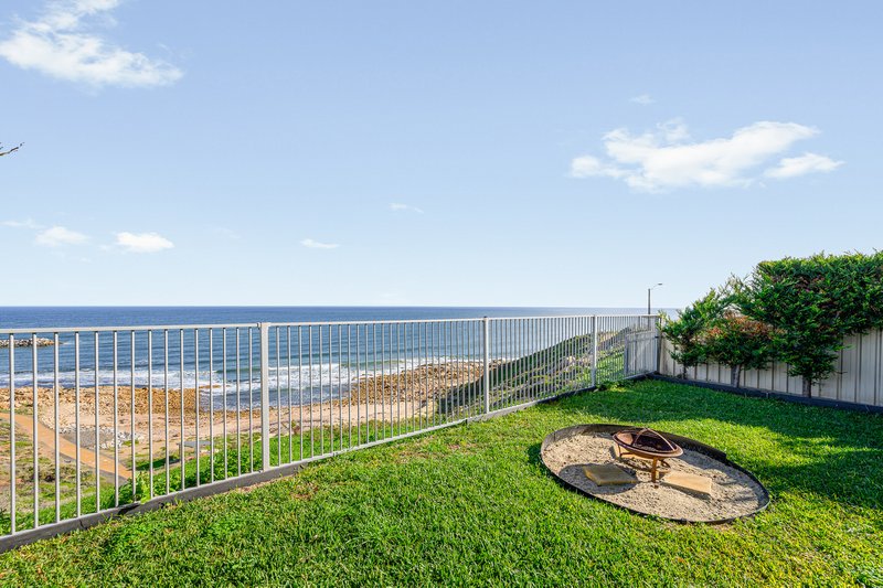 Photo - 12 Sunset Court, O'Sullivan Beach SA 5166 - Image 23