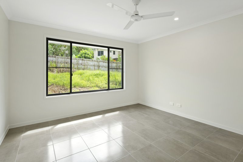 Photo - 12 Sunset Drive, Jubilee Pocket QLD 4802 - Image 3