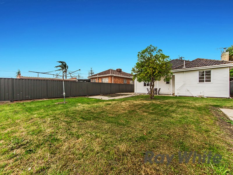 Photo - 12 Suspension Street, Ardeer VIC 3022 - Image 13