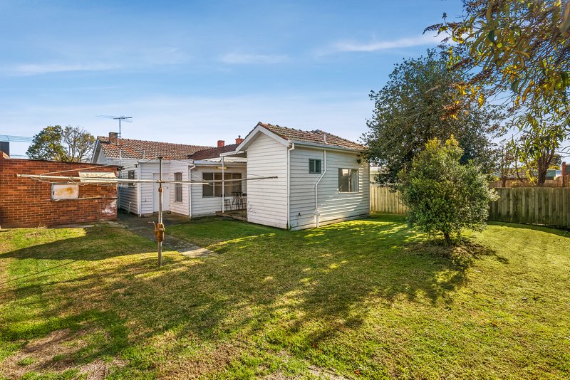 Photo - 12 Sutherland Street, Malvern East VIC 3145 - Image 10