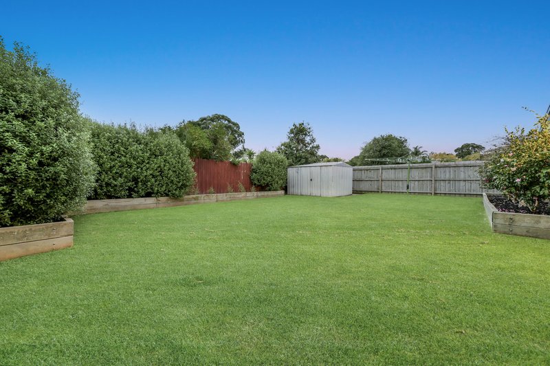 Photo - 12 Swan Court, Narre Warren South VIC 3805 - Image 16