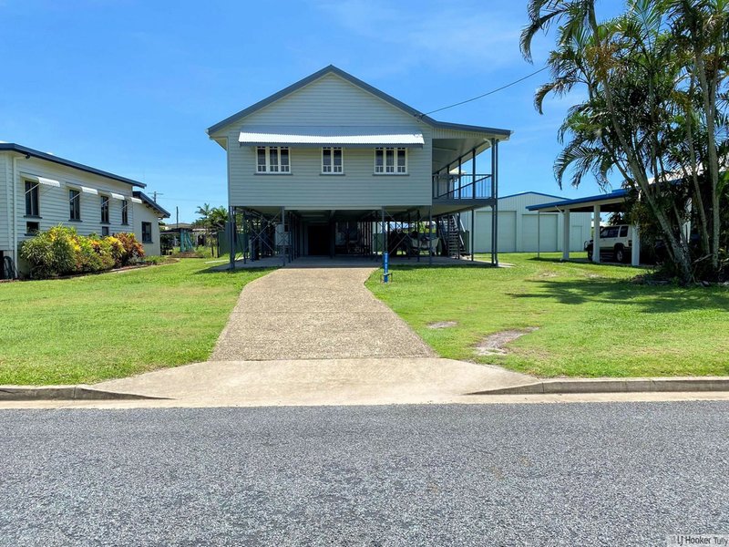 Photo - 12 Sydney Smith Street, Kurrimine Beach QLD 4871 - Image 1