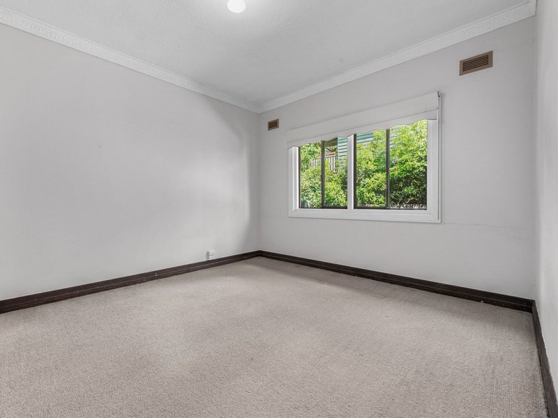 Photo - 12 Sylvan Avenue, Nundah QLD 4012 - Image 12