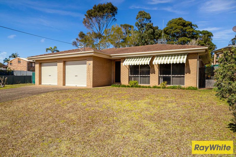 12 Sylvan Street, Malua Bay NSW 2536