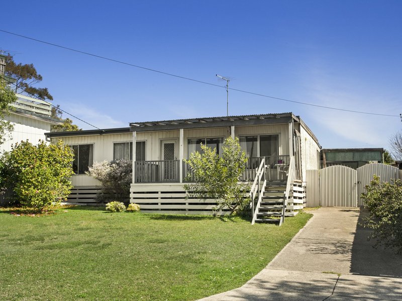 12 Sylvester Avenue, St Leonards VIC 3223