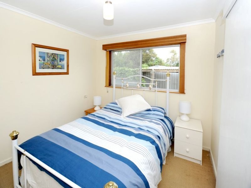 Photo - 12 Sylvester Avenue, St Leonards VIC 3223 - Image 7