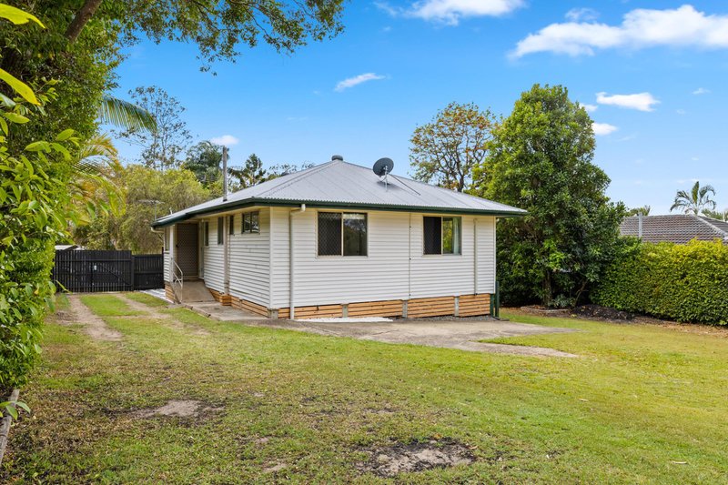 Photo - 12 Tabari Place, Eagleby QLD 4207 - Image 19