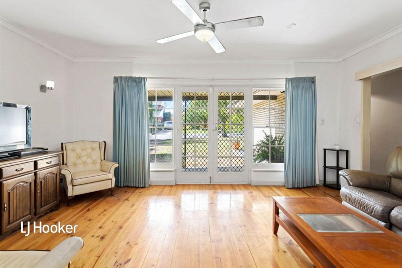 Photo - 12 Tallack Street, Windsor Gardens SA 5087 - Image 2