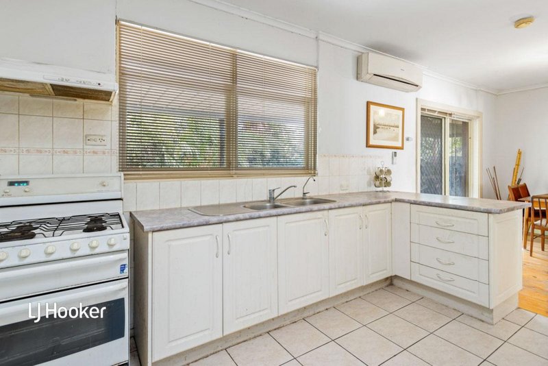 Photo - 12 Tallack Street, Windsor Gardens SA 5087 - Image 6