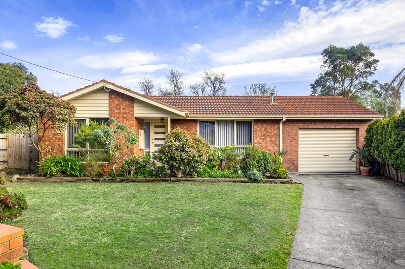 12 Tambo Close, Croydon Hills VIC 3136