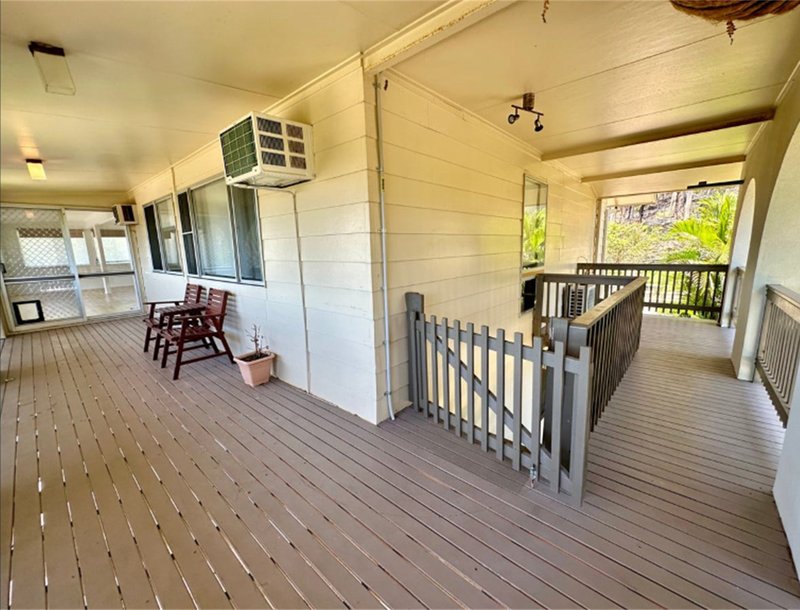 Photo - 12 Tasman Court, Boyne Island QLD 4680 - Image 9