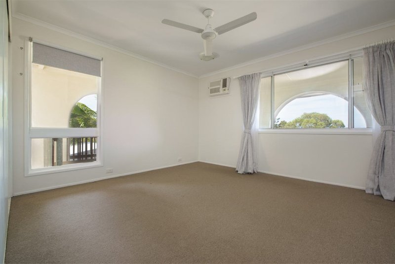 Photo - 12 Tasman Court, Boyne Island QLD 4680 - Image 13