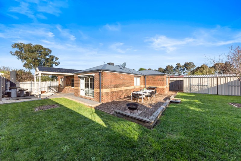 Photo - 12 Tasman Way, Pakenham VIC 3810 - Image 29
