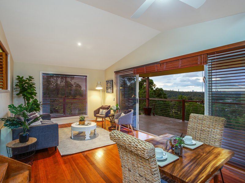 Photo - 12 Tathra Place, Tallai QLD 4213 - Image 6