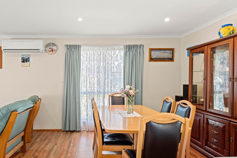 Photo - 12 Teddy Bear Lane, Cowes VIC 3922 - Image 4