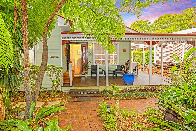 12 Terranora Road, Banora Point NSW 2486