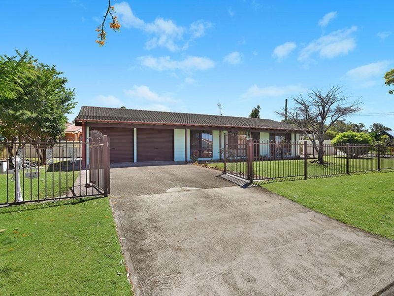 12 The Corso , Gorokan NSW 2263