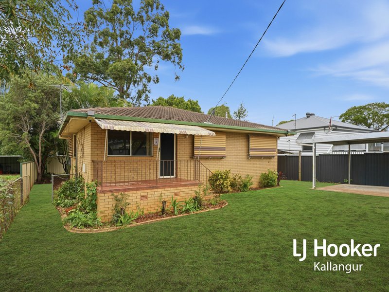 Photo - 12 The Crescent, Kallangur QLD 4503 - Image 1