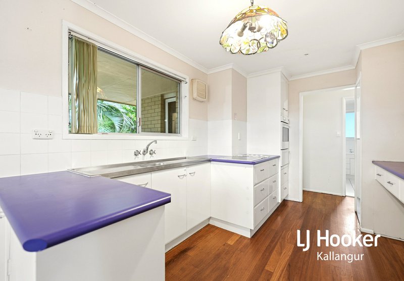 Photo - 12 The Crescent, Kallangur QLD 4503 - Image 2