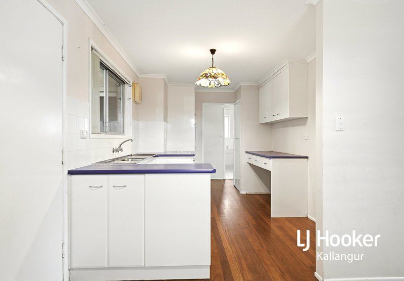 Photo - 12 The Crescent, Kallangur QLD 4503 - Image 6