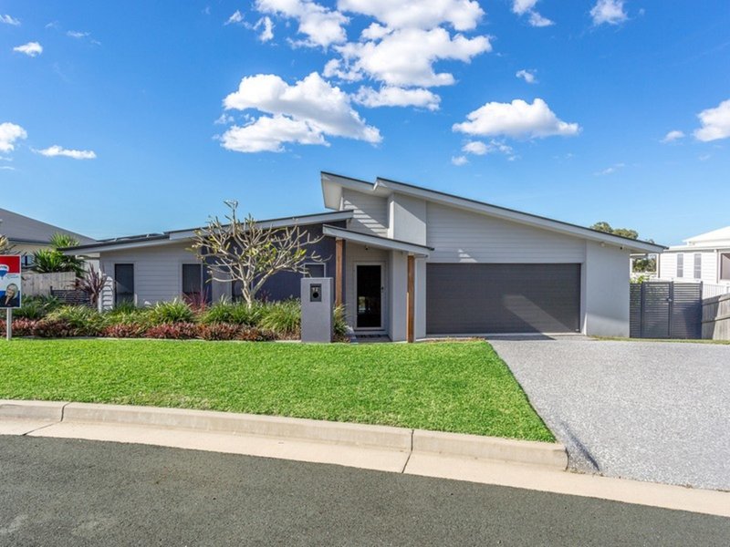 12 Therese Mary Ave , Carrara QLD 4211