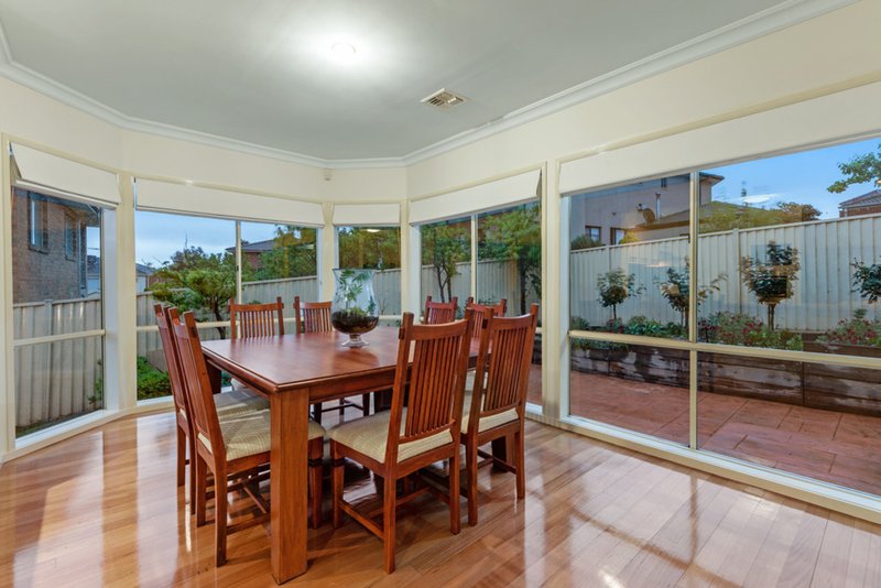 Photo - 12 Thomas Street, Roxburgh Park VIC 3064 - Image 12