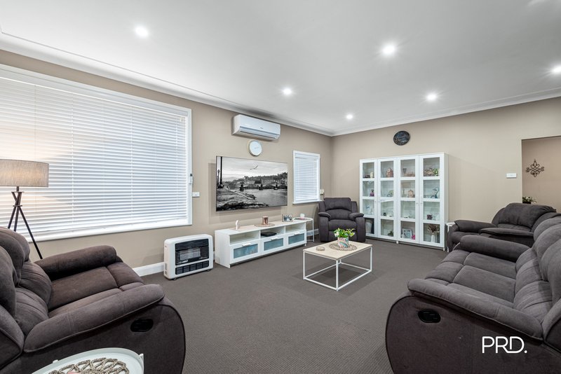 Photo - 12 Tidswell Street, St Marys NSW 2760 - Image 2