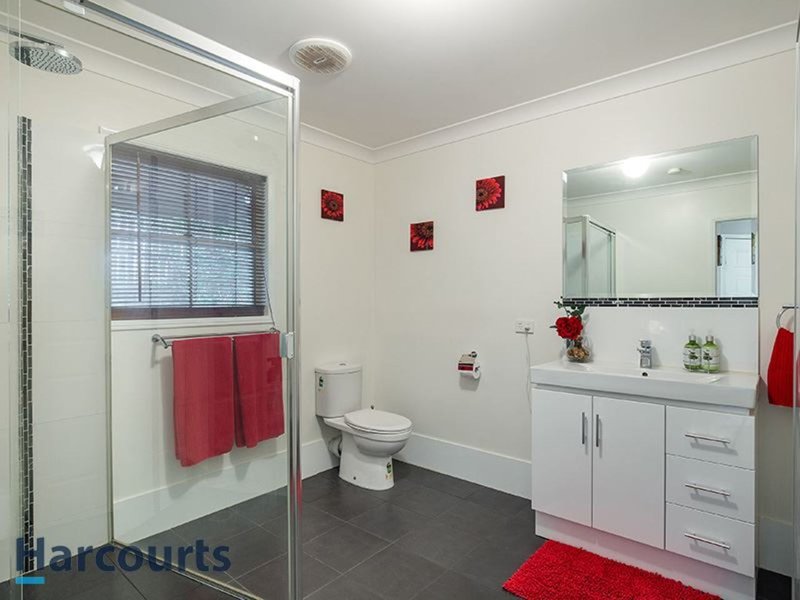 Photo - 12 Tiffany Court, Eatons Hill QLD 4037 - Image 17