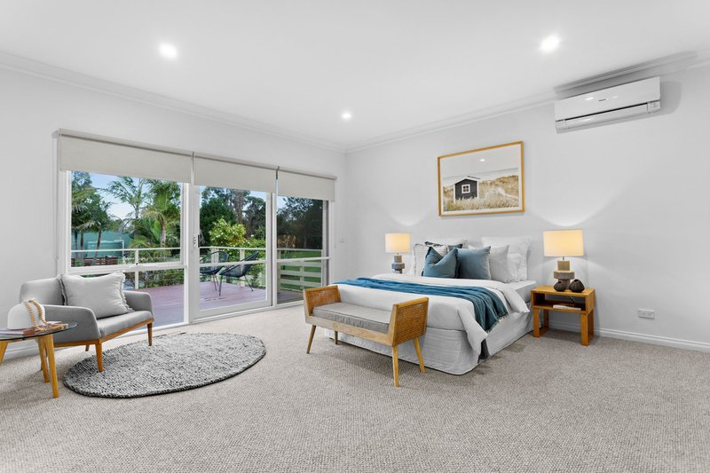 Photo - 12 Timarron Court, Langwarrin VIC 3910 - Image 17