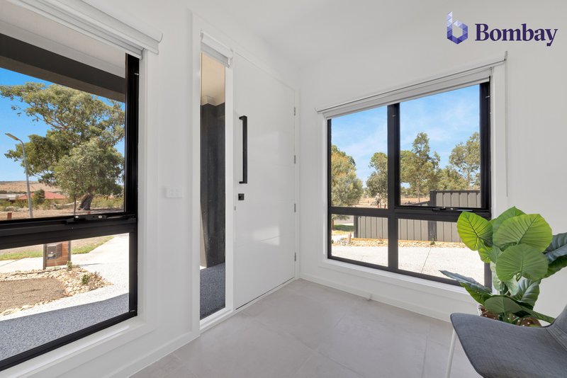 Photo - 12 Timble Close, Wollert VIC 3750 - Image 2