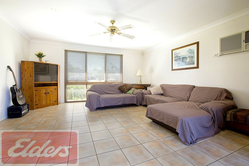 Photo - 12 Timgalen Avenue, South Penrith NSW 2750 - Image 2