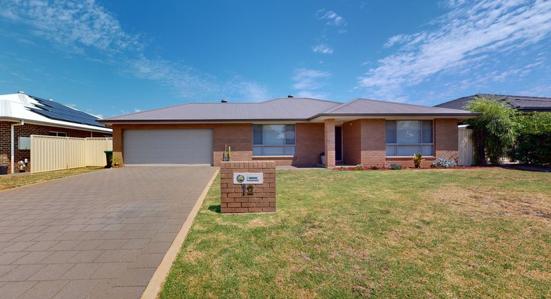 12 Timgarlen Avenue, Dubbo NSW 2830