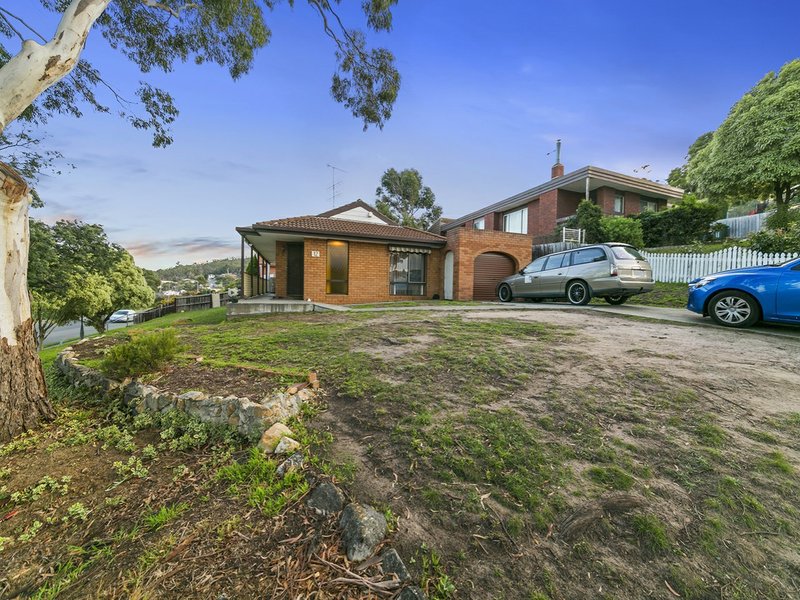 12 Tollard Place, Rokeby TAS 7019