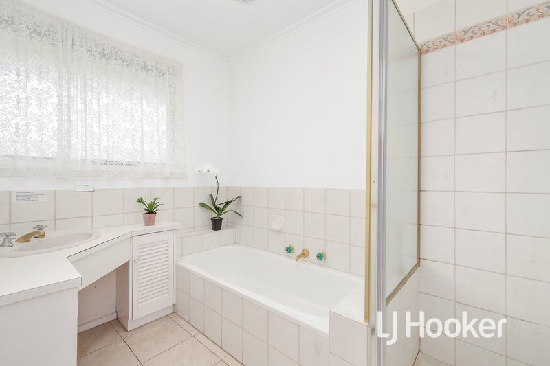 Photo - 1/2 Tracey Close, Keysborough VIC 3173 - Image 7