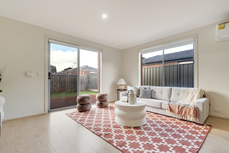 Photo - 12 Treeviolet Lane, Wallan VIC 3756 - Image 16